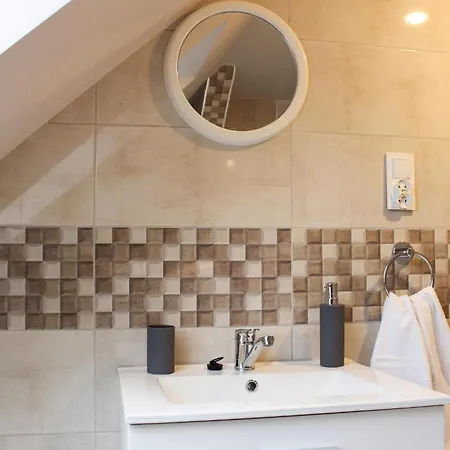 펜션 3 Bedroom Lovely In 노베 바르프노