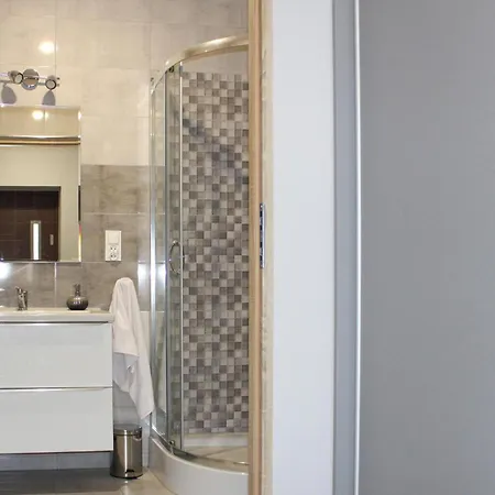 펜션 3 Bedroom Lovely In *