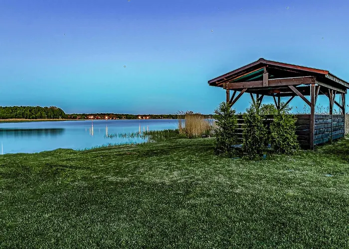 3 Bedroom Lovely In Nowe Warpno